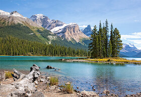 Jezero Maligne, národní park Jasper, Kanada