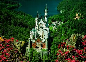 Neuschwanstein na jaře