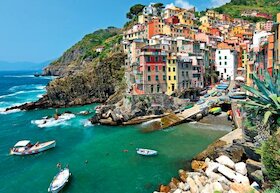 Pohled na moře v Cinque Terre, Itálie