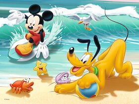 Mickey a Pluto na pláži
