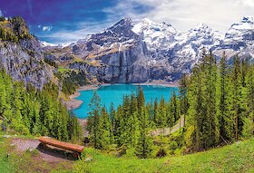 Oeschinenské jezero, Alpy, Švýcarsko