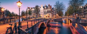 Večer v Amsterdamu