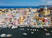 Barvy ostrova Procida, Itálie