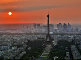 Západ slunce nad Paříží