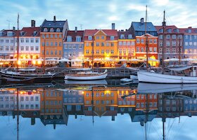 Nyhavn za soumraku, Kodaň