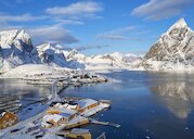 Fjord v souostroví Lofoty