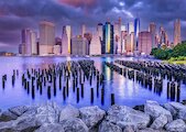 Zatažená obloha nad Manhattanem, New York